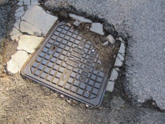 Coperchio pozzetto Enel in cedimento a Pieve di Campo