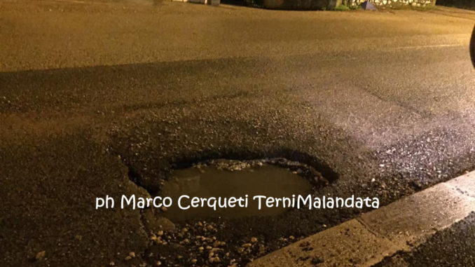 Strade sfasciate, degrado, eredità pesante, Melasecche, facciamo l'impossibile