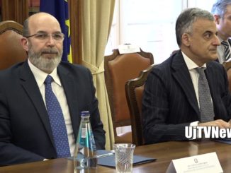 Sottosegretario Crimi a Perugia, modificare leggi e accelerare ricostruzione