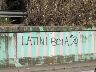 Nuova scritta contro il sindaco di Terni, su un muro di via Bramante
