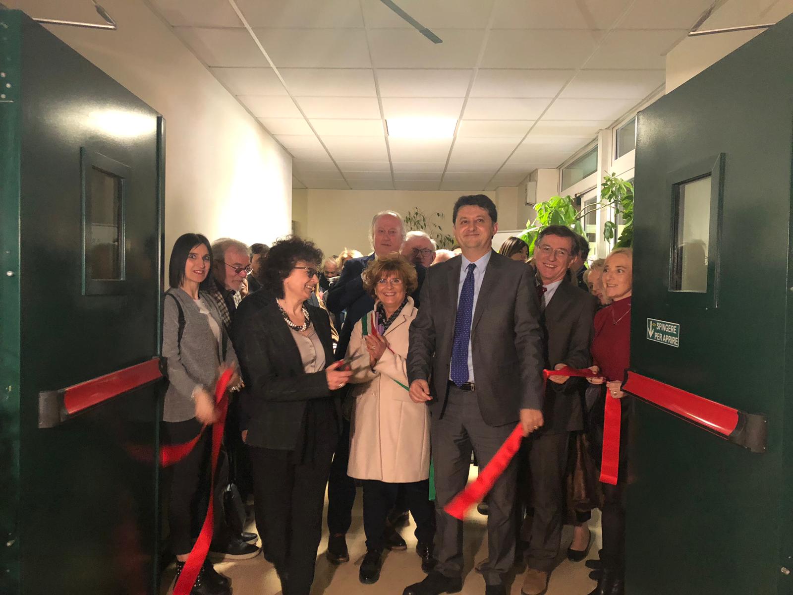 Colori, musica e comfort, ecco la nuova sala d'attesa di radioterapia oncologica