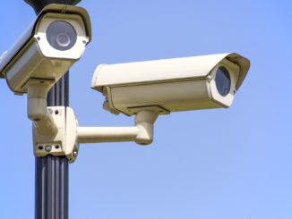 Lega Orvieto, installate telecamere di fronte a due scuole: “Importanti occhi elettronici in luoghi sensibili frequentati da ragazzi”