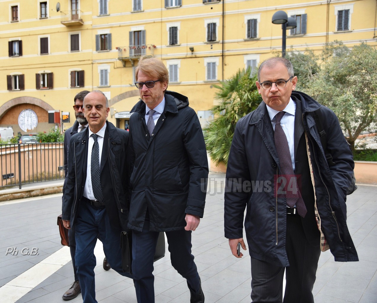 Sanità, Riesame, qualcuno può aiutare gli indagati a inquinare le prove