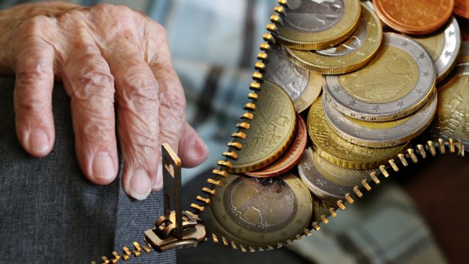Reddito di Cittadinanza, pensionati sempre più poveri