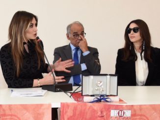 Monica Bellucci riceve il premio Rosa dell’Umbria a Città di Castello
