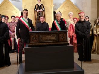 Perugia 1416, consegnate a Montone le spoglie di Braccio