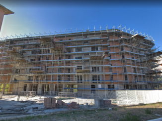 Blitz all'alba, sgomberati i palazzi occupati abusivamente