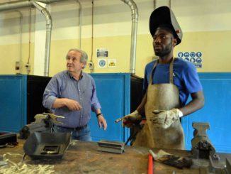 ✍I Racconti - Migrante venuto con barcone vuole diventare imprenditore in Italia |Foto