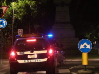 Giovanissimo minaccia e molesta ex compagna, polizia di stato lo denuncia
