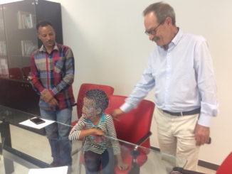 Equipe chirurgica ospedale Perugia restituisce udito a bambina eritrea