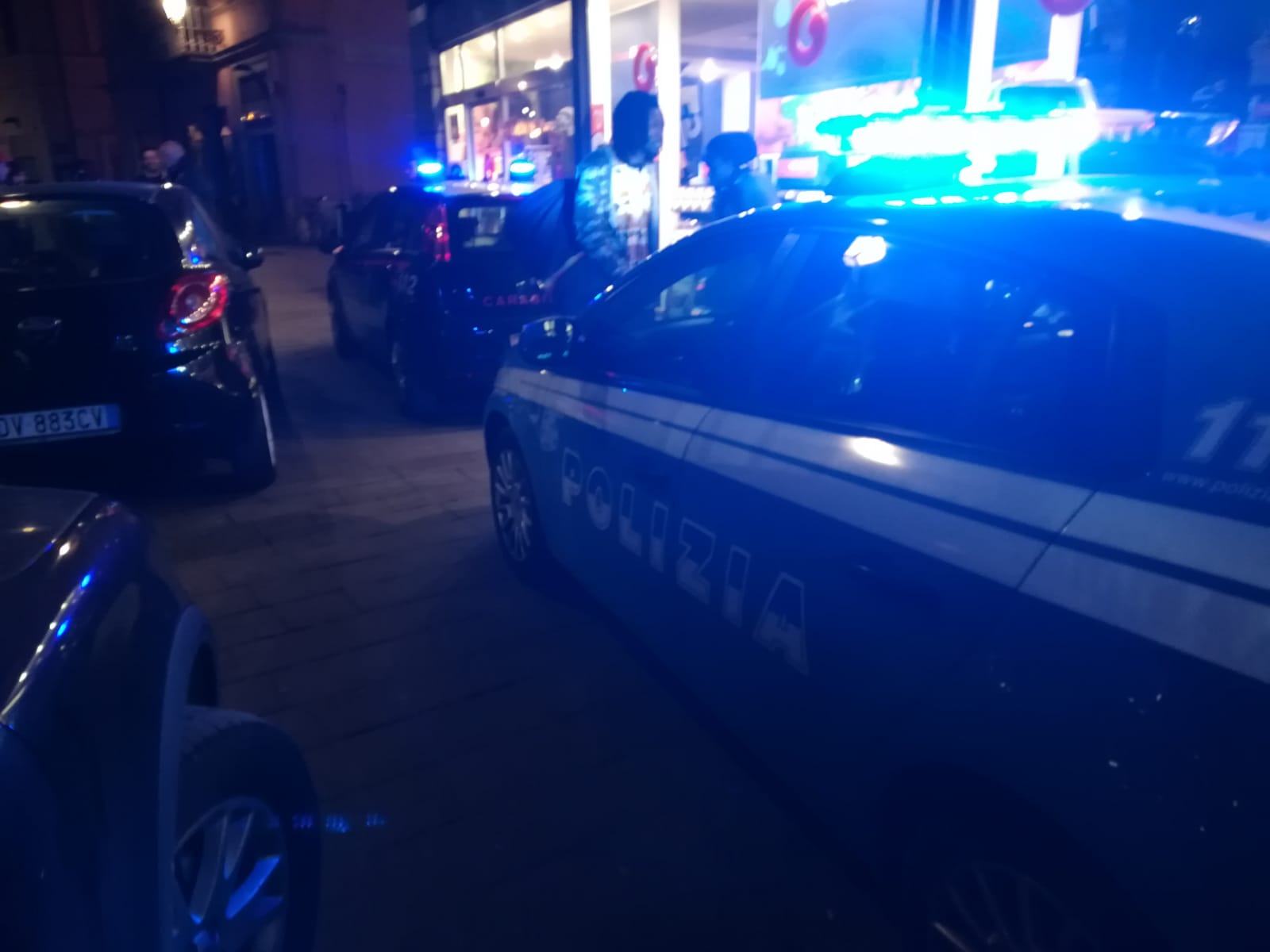 Centinaia di persone a ballare e senza mascherina, Questore fa chiudere locale