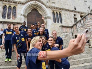 Nations league, la Nazionale italiana femminile di volley ricevuta dal sindaco Romizi