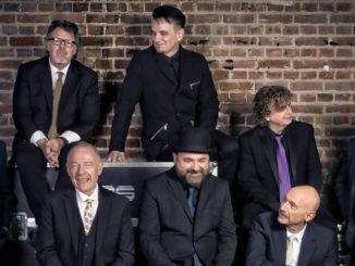 Koku Gonza e King Crimson questa sera all'Arena del Santa Giuliana