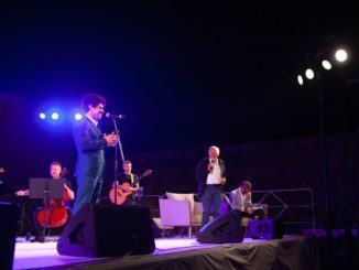 Le canzoni di Lucio Battisti ad Universo Assisi 2019 trionfo di emozioni