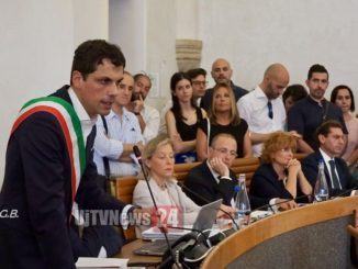 Sicurezza, il pugno duro della Lega in commissione: esercito e taser