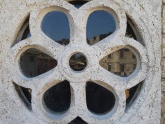 Presentati lavori di restauro della porta laterale della Cattedrale di Narni