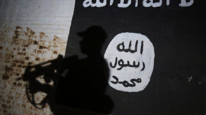 Terrorismo, si schiera con l'Isis, espulso straniero di 32 anni