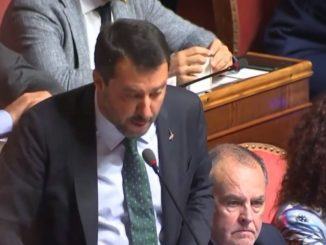 La mossa di Matteo Salvini, nello staccare la spina, ha spiazzato tutti