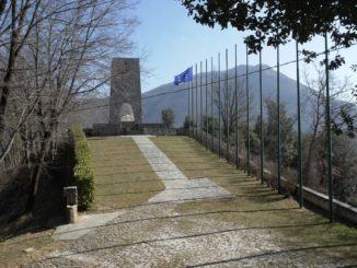 Strage Sant'Anna, il comune di Foligno non partecipa, ma poi si scusa