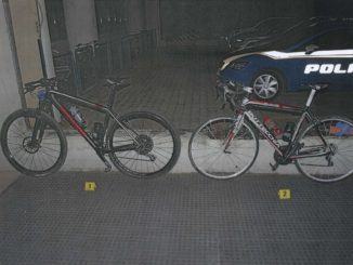 Svuotano casa all'amico, mentre questo era ricoverato in ospedale