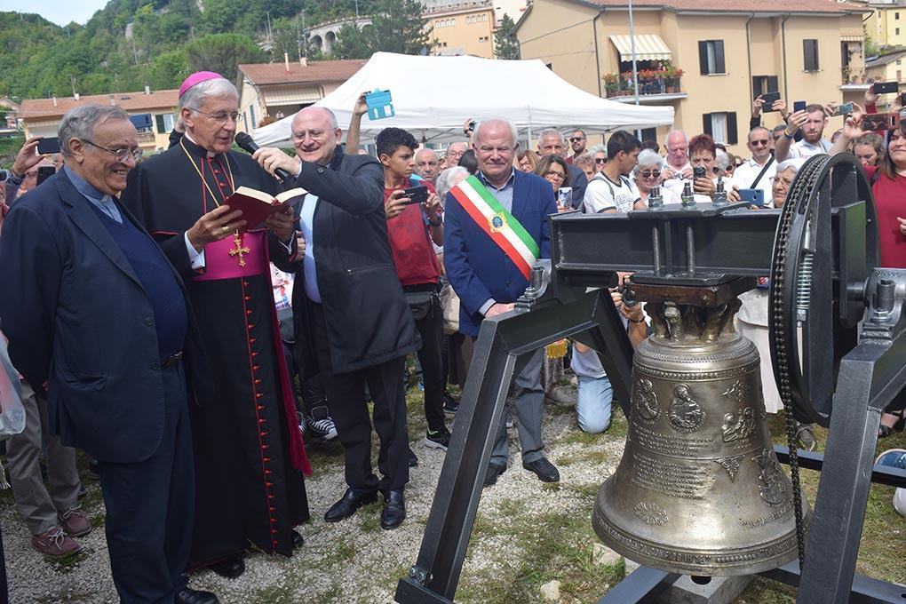 Facile parlare di terremoto e ricostruzione quando si cercano i voti eh