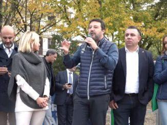 Umbria: Salvini, Conte da Cucinelli? A radical chic preferisco piazza 