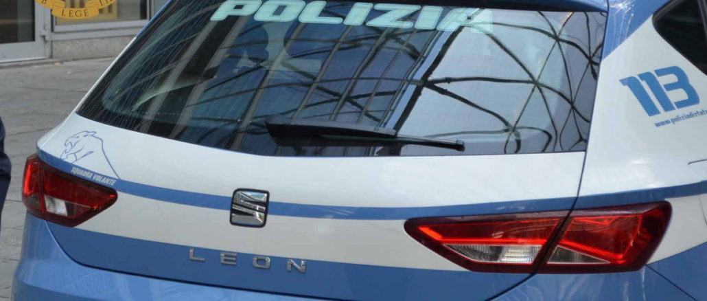 Polizia di stato denuncia assisano per scritte fasciste