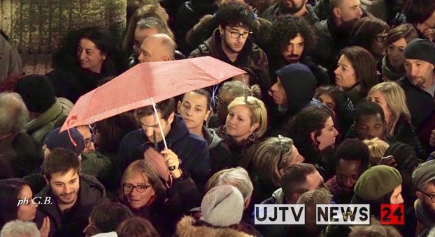 Anche le sardine di Perugia in piazza a Roma