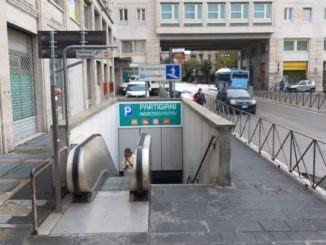Rimozione scale mobili del parcheggio di piazza Partigiani, strada chiusa