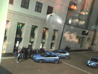 Lite violenta in piazza del Bacio a Fontivegge, due uomini feriti