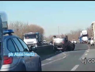Cappottamento sula E45, si ribalta e finisce sul new Jersey, illeso