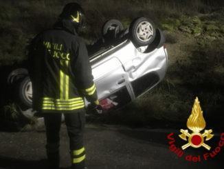 Incidente e incendio nella notte a Ponte Felcino e Solomeo, un ferito