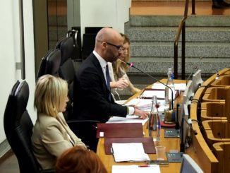 Coronavirus, dalla politica una seria assunzione di responsabilità