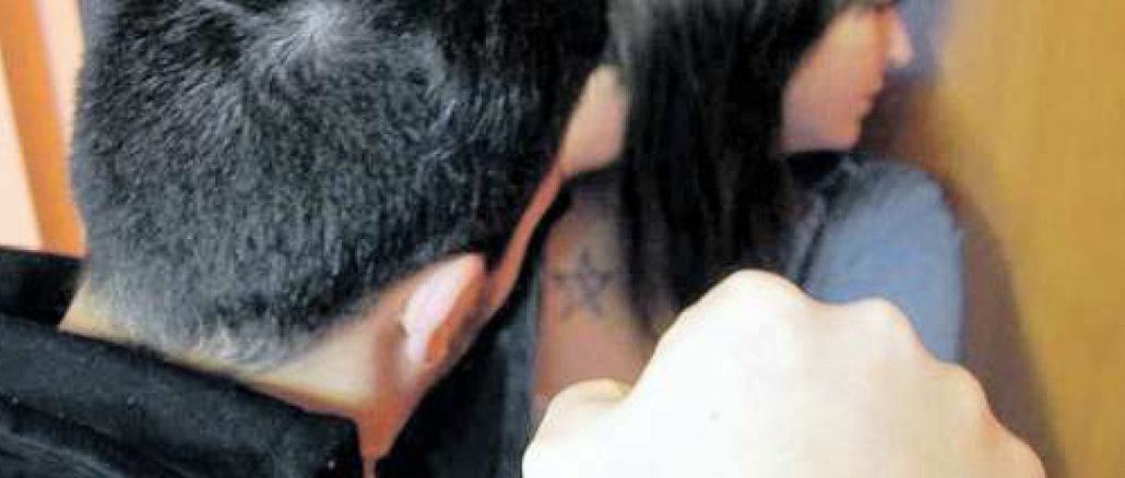 Aggredisce la compagna fino a mandarla in ospedale, arrestato