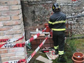 Minorenne cade in un pozzo, salvato dai vigili del fuoco, sta bene