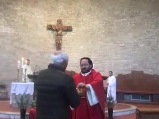 Messa Ammeto senza contenimento Covid 19, sindaco Marsciano furiosa