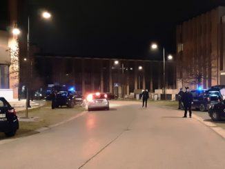 Cedeva cocaina, aveva molti clienti, arrestato spacciatore straniero di 25 anni