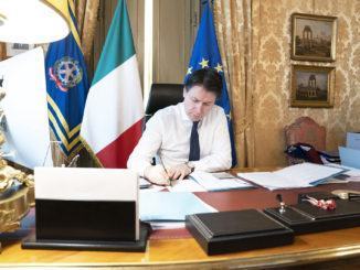 Conte: “Piano per le riaperture entro la settimana, si applica dal 4 maggio”
