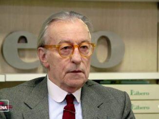 Vittorio Feltri, prima uscita pesante, consiglieri si grattano le palle