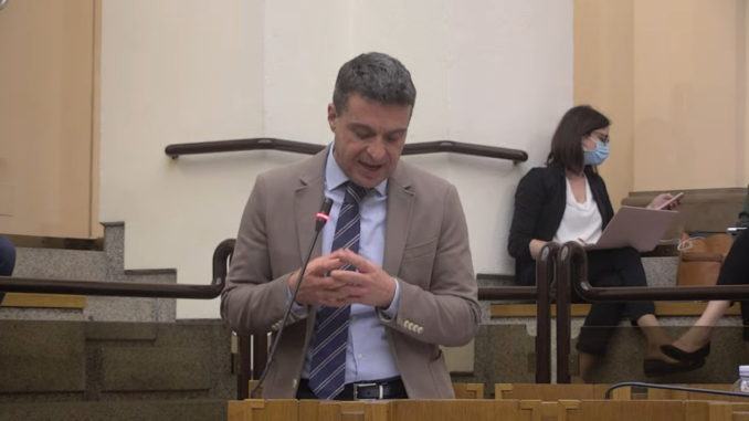 Richiesta di dimissioni per Andrea Fora da Patto Civico e opposizione