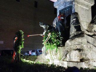 La cerimonia massonica a Borgo XX Giugno di Perugia