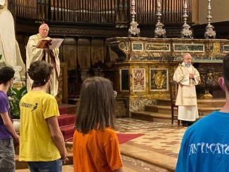 Amare, dare e salvare, tre verbi attraverso i quali Dio si manifesta