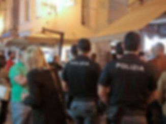 Movida e week end orari e mascherine, sicurezza e no ad assembramenti
