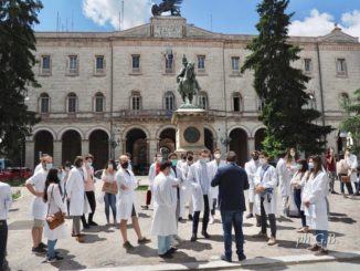 La Regione dell'Umbria toglie i soldi agli “eroi” della sanità