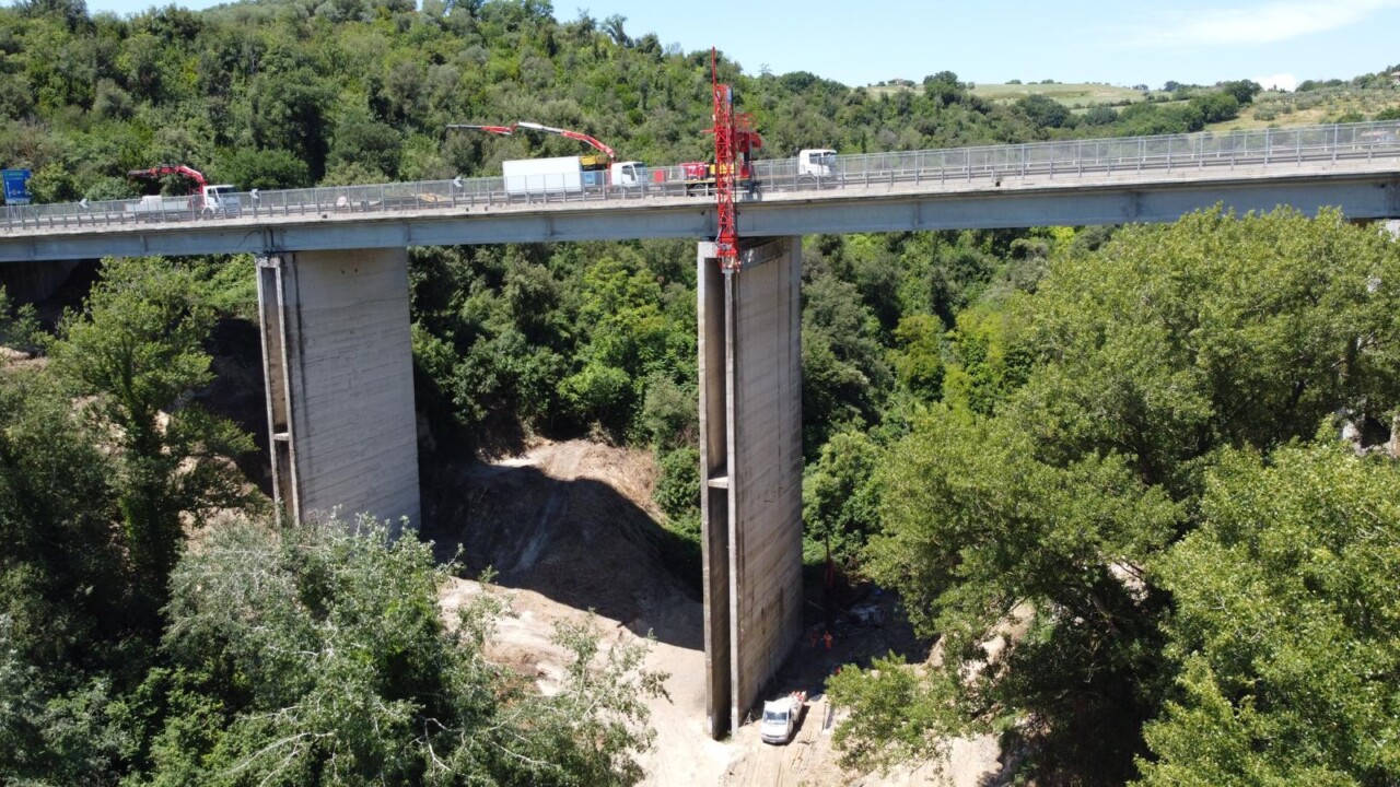 Viadotto Montoro, proseguono i lavori per la riapertura al traffico