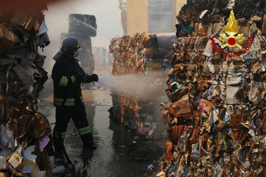 Incendio Cartiere di Trevi, nessun impatto sull’ambiente e sulla salute delle persone