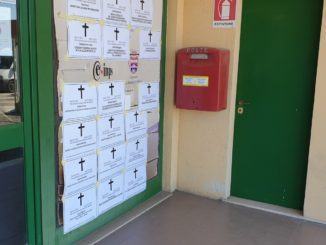 Atto vandalico presso le sedi dell’Inps, i falsi necrologi di Casapound