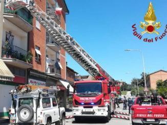 Incendio contatori Enel in una palazzina di 12 appartamenti, evacuate famiglie