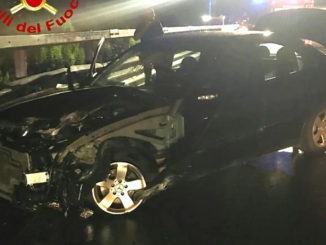 Incidente stradale nella notte sulla 318 Perugia Ancona, auto sbanda, due feriti