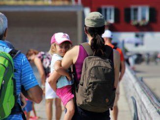 Inps: prorogate al 31 agosto le domande di Bonus Baby-sitting